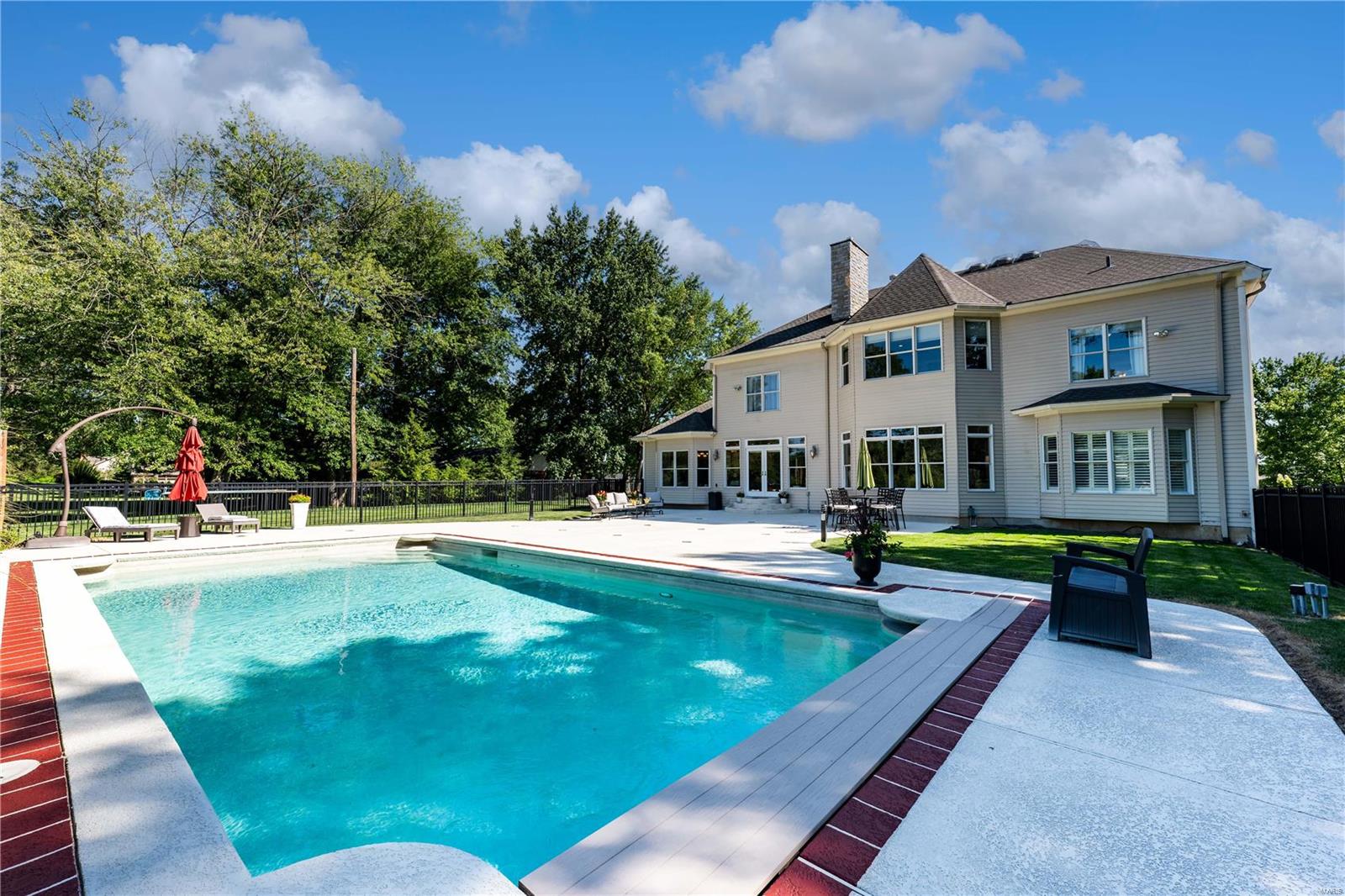 734 Champeix Lane St. Louis, MO 63141 - Photo 4 of 42