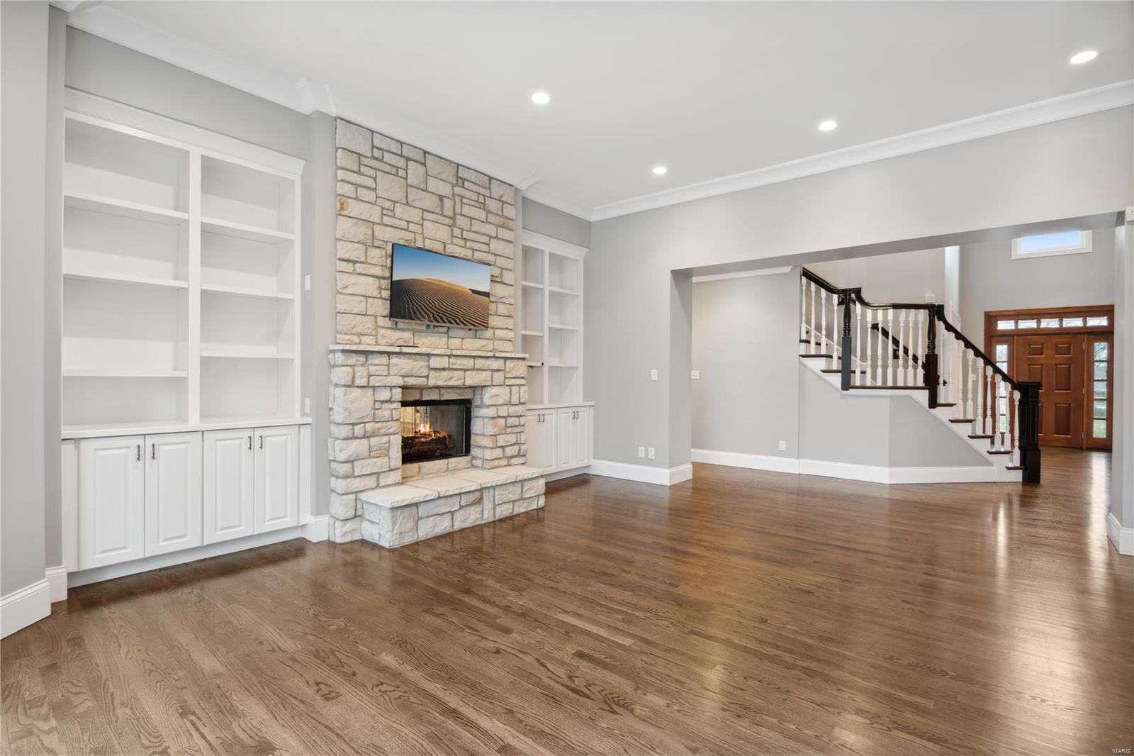 734 Champeix Lane St. Louis, MO 63141 - Photo 9 of 42