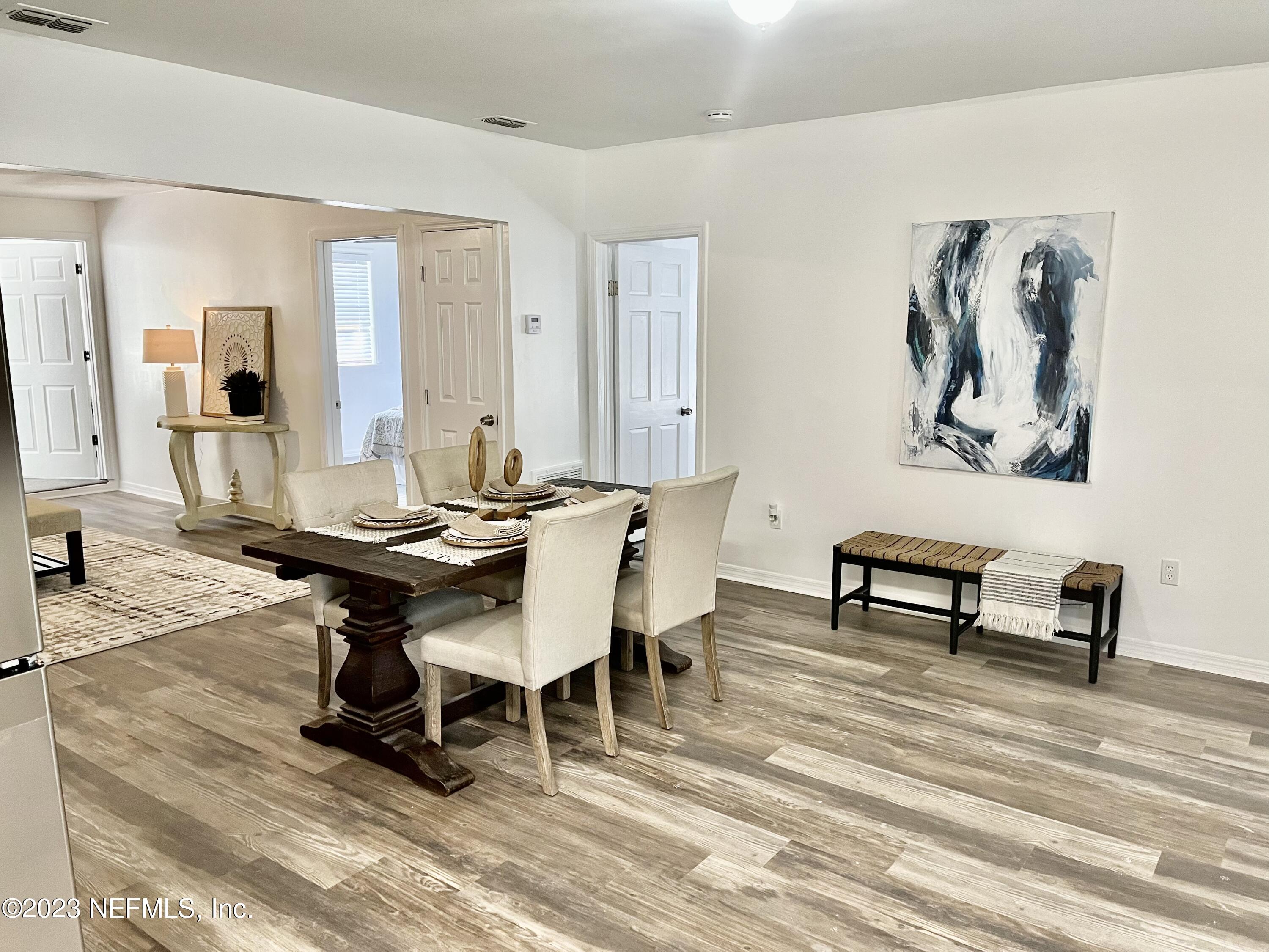 1885 E Road Jacksonville, FL 32216 - Photo 5 of 29 Dining Area