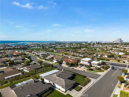 $7,800,000 | 3501 Sausalito Drive, Corona del Mar, CA 92625