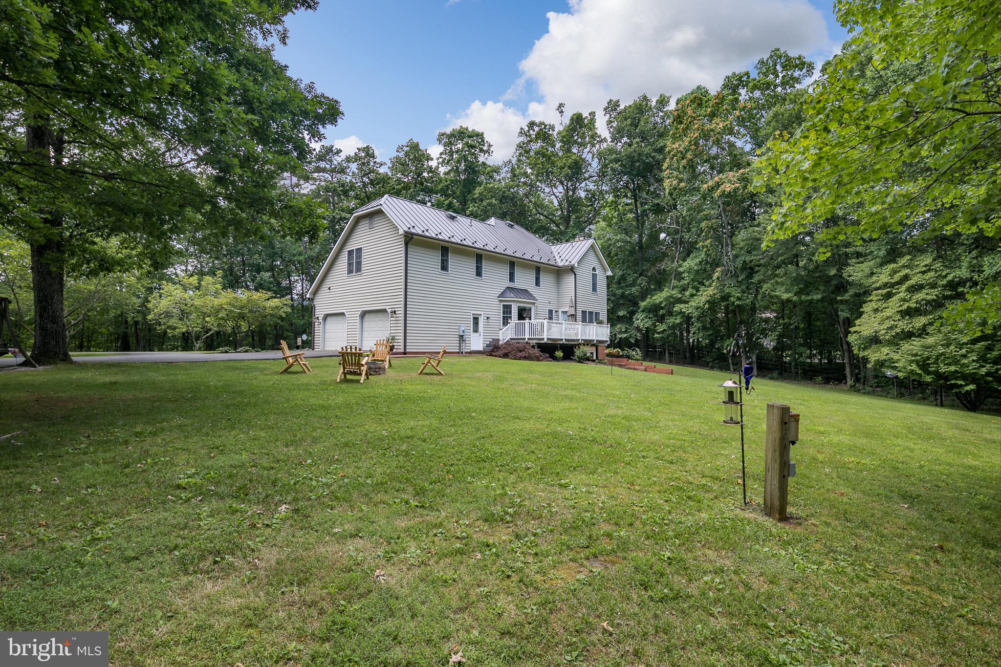 4287 Phoenix Road Bealeton, VA 22712 - Photo 15 of 41 Great yard for entertaining and gardening