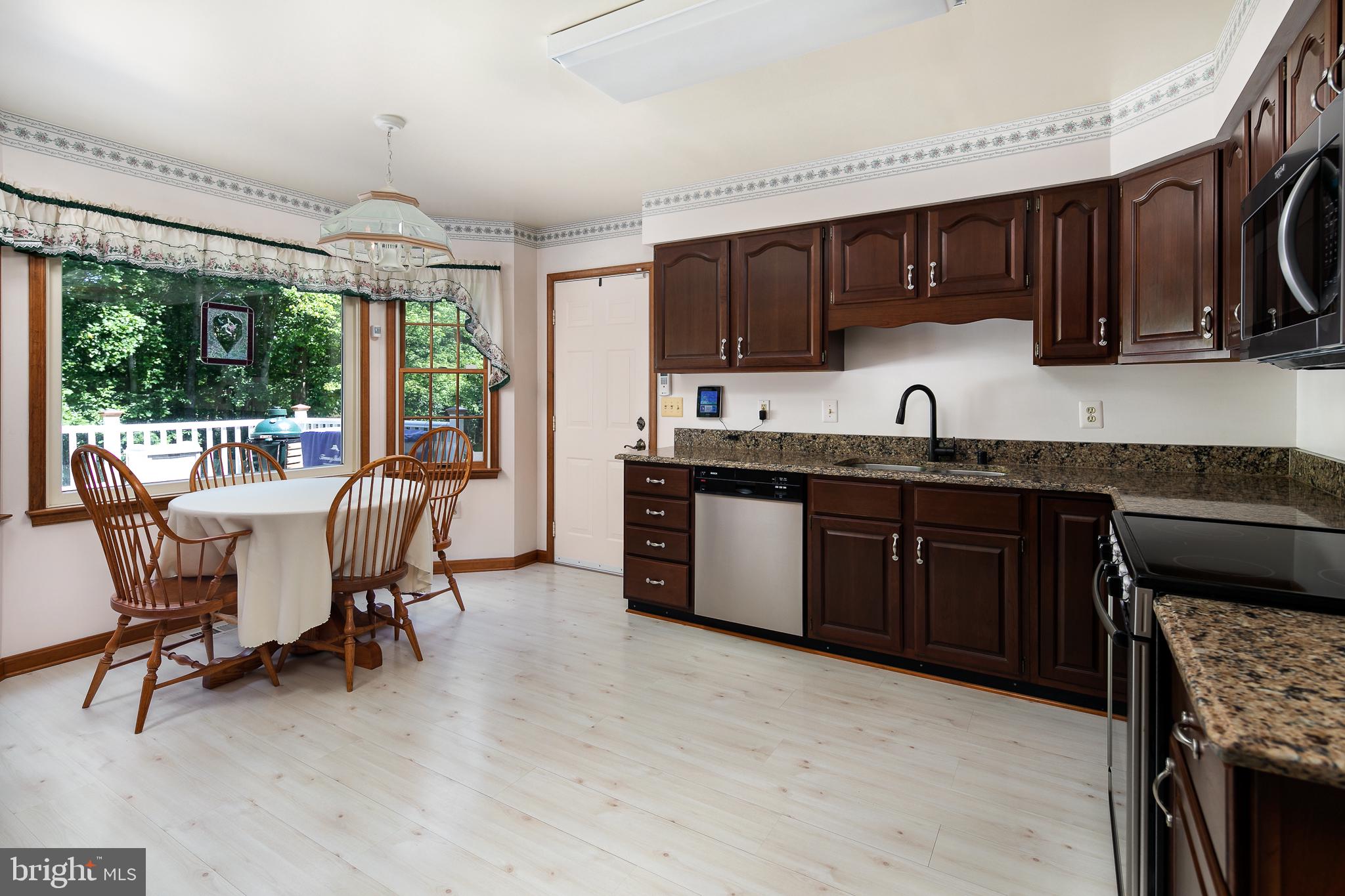 4287 Phoenix Road Bealeton, VA 22712 - Photo 22 of 41 Kitchen w/ Cherry cabinets and Quartz Countertops.