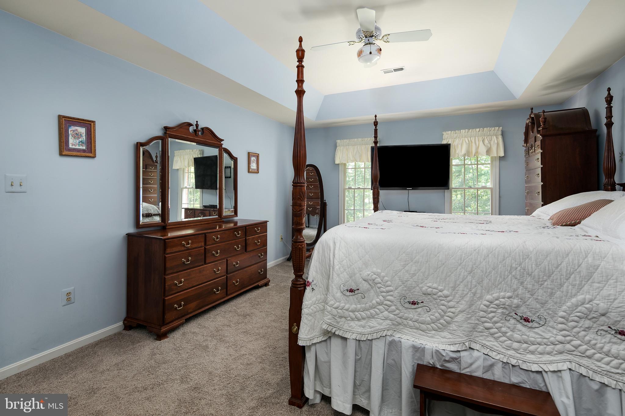 4287 Phoenix Road Bealeton, VA 22712 - Photo 33 of 41 Masters suite with walk in closet/master bath