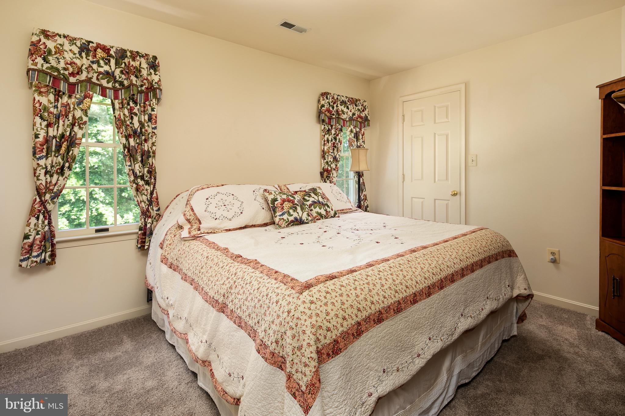 4287 Phoenix Road Bealeton, VA 22712 - Photo 37 of 41 Bedroom
