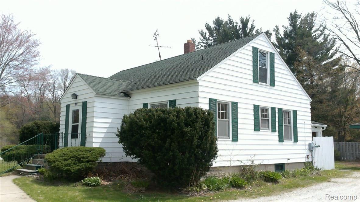 4205 Atkins Road Port Huron, MI 48060 - Photo 16 of 20 WIN_20160512_143145.JPG