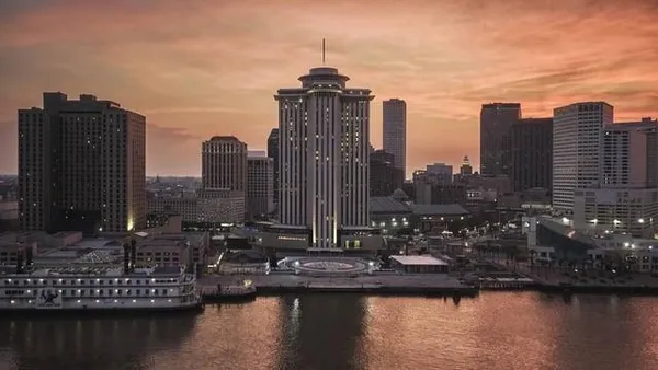 $1,295,000 | 2 Canal Street, Unit 1901, New Orleans, LA 70130