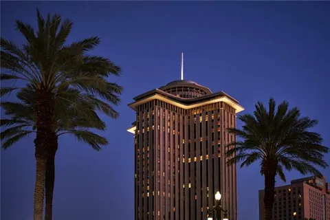 $1,295,000 | 2 Canal Street, Unit 1901, New Orleans, LA 70130