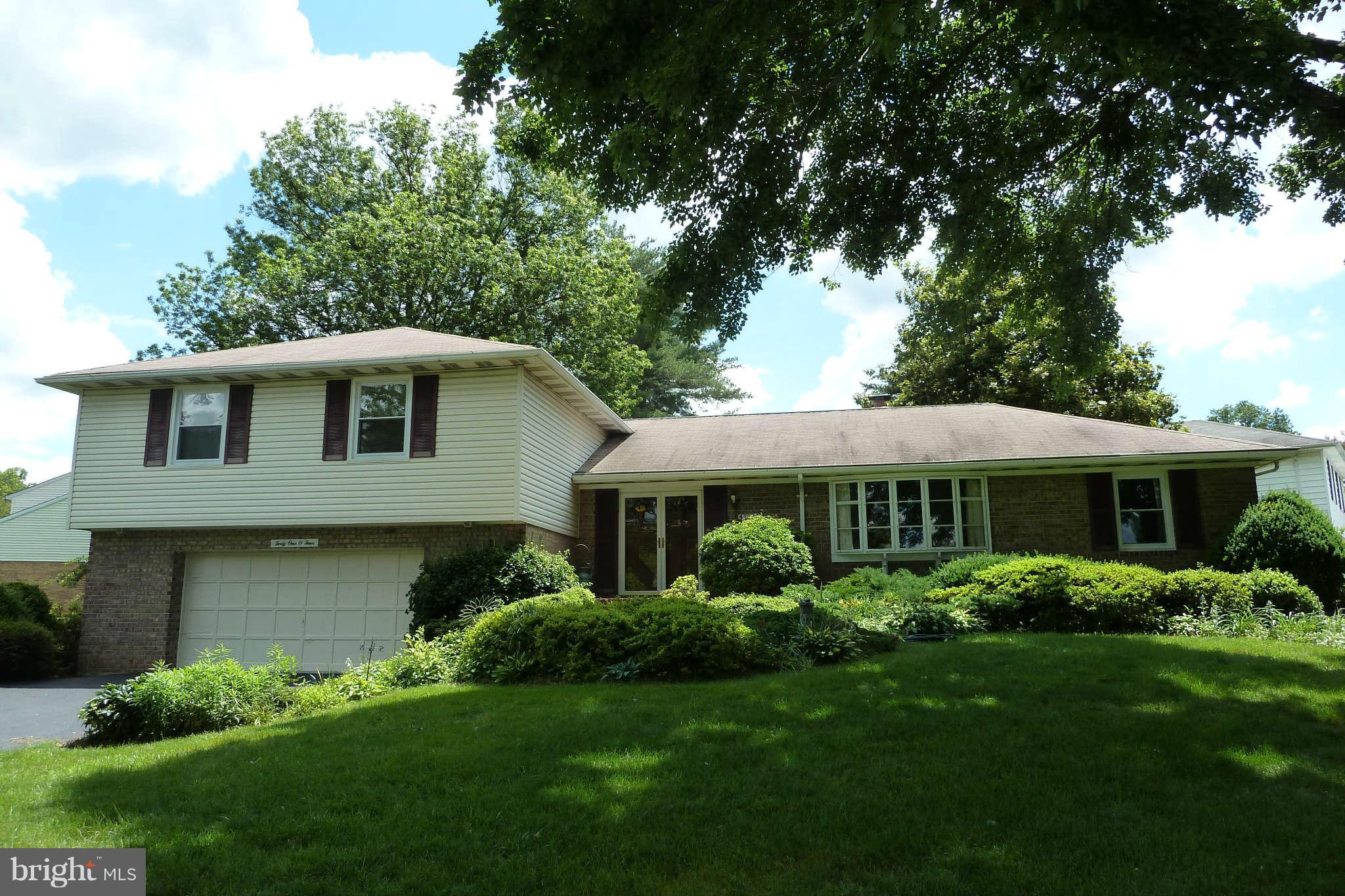 4104 Sir Walter Road Olney, MD 20832 - Photo 1 of 30 Exterior Front