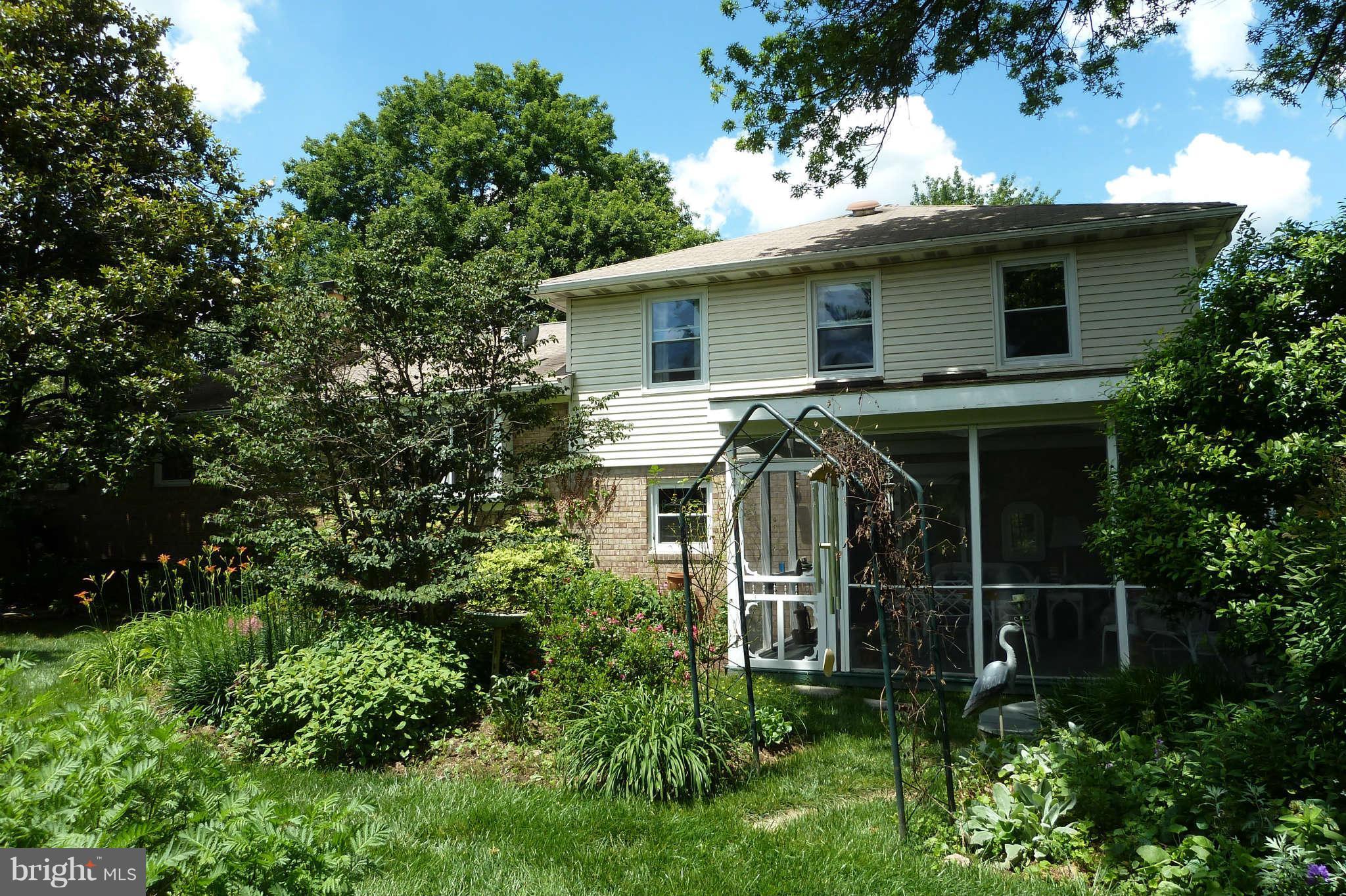4104 Sir Walter Road Olney, MD 20832 - Photo 26 of 30 Exterior Rear