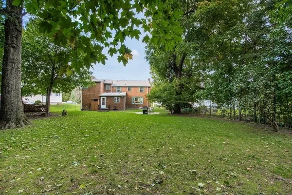 $490,000 | 31 Montana Drive, Holden, MA 01520