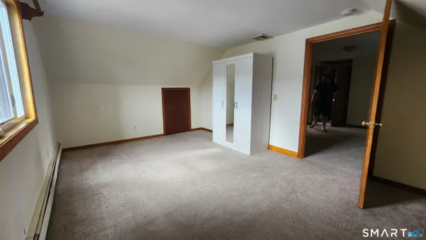 $3,250 | 16 Raymond Road, Woodbridge, CT 06525