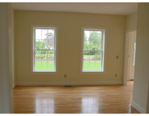16 Wallace Road Sturbridge, MA 01566 - Photo 7 of 7 Gallery Image 7