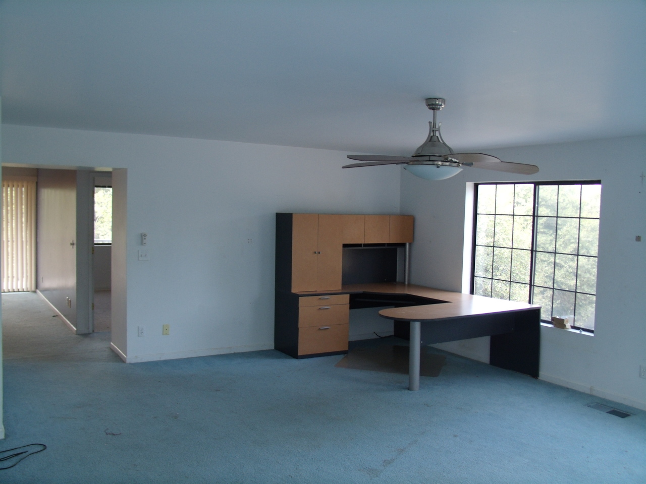 10407 Ryan Hill Road Redding, CA 96003 - Photo 11 of 25 Another view of Family Room