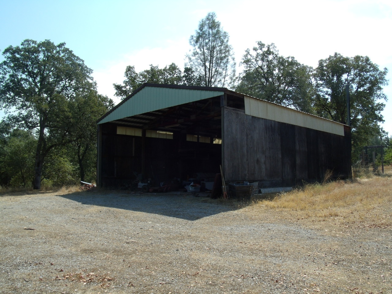 10407 Ryan Hill Road Redding, CA 96003 - Photo 24 of 25 Pole Barn