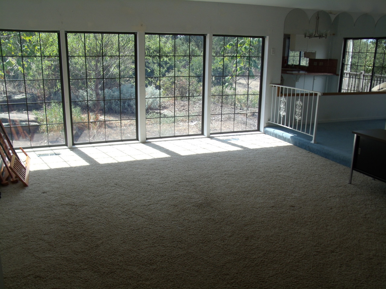 10407 Ryan Hill Road Redding, CA 96003 - Photo 5 of 25 Another View of Living Room
