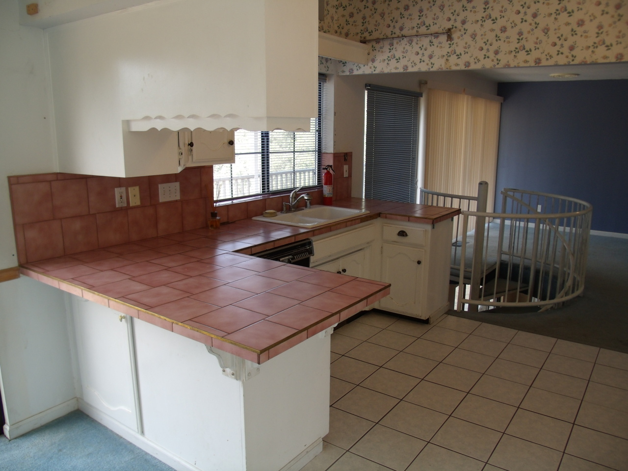 10407 Ryan Hill Road Redding, CA 96003 - Photo 9 of 25 Another View of Kitchen