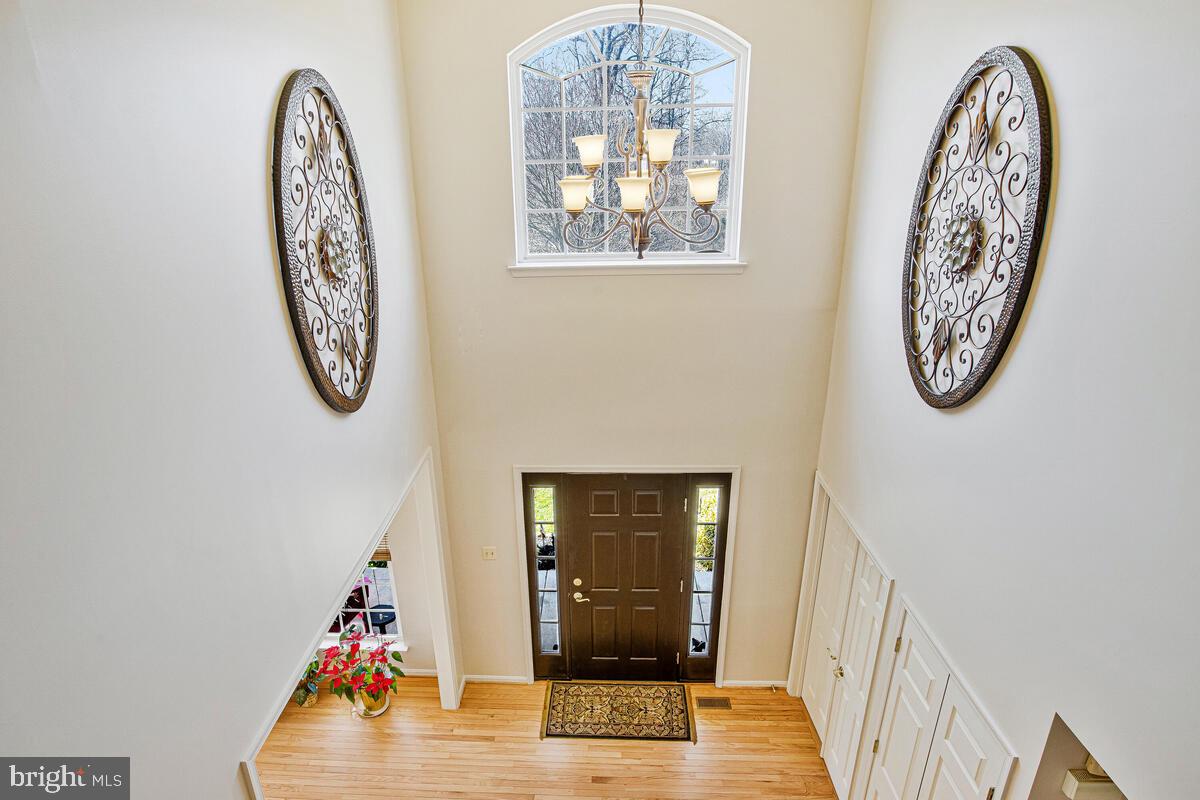 11617 Philadelphia Road White Marsh, MD 21162 - Photo 5 of 63 2-story foyer