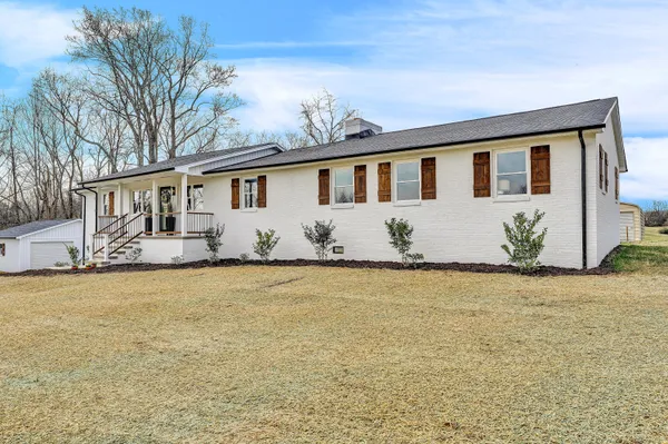 $699,950 | 68 Hill Drive, Fincastle, VA 24090