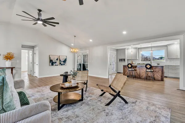 $699,950 | 68 Hill Drive, Fincastle, VA 24090