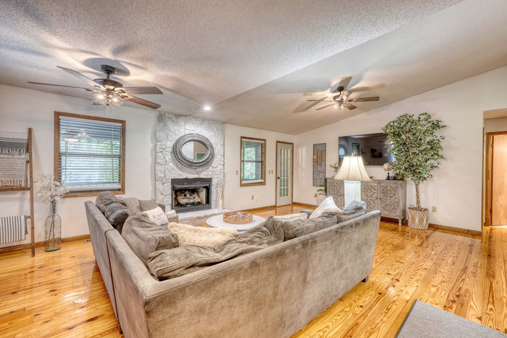 1105 Stephens Road Blairsville, GA 30512 - Photo 7 of 53 Gallery Image 7