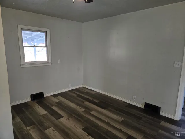 $229,000 | 328 East Ave D, Jerome, ID 83338