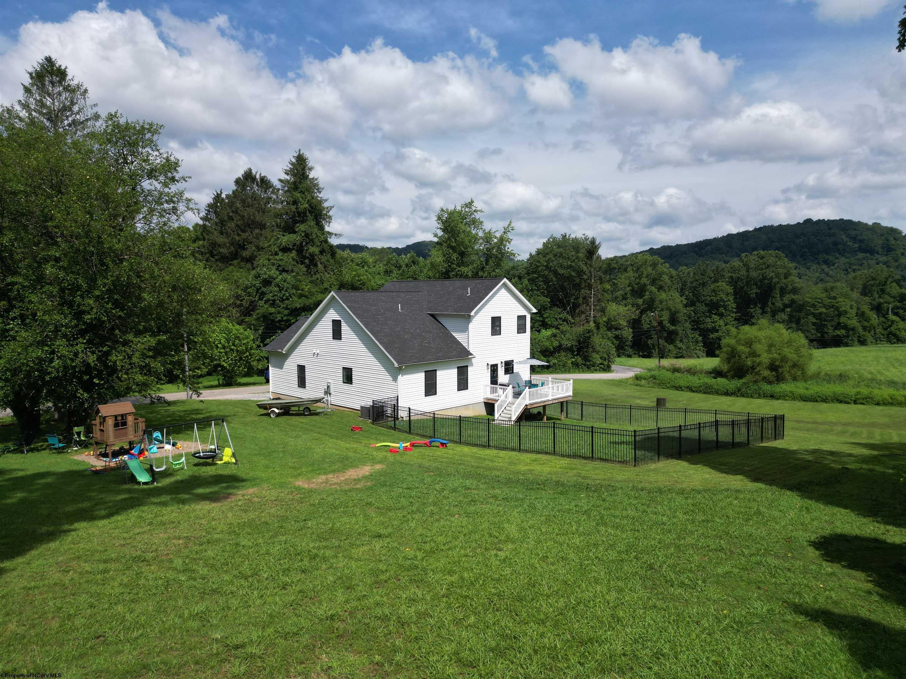 182 Sanford Road Fairmont, WV 26554 - Photo 18 of 44 Gallery Image 18