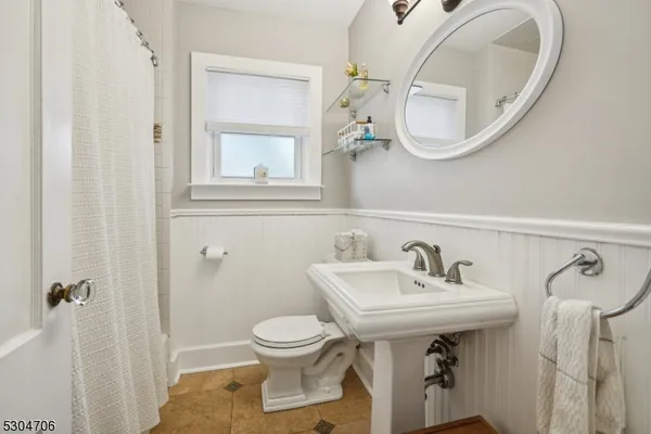 $3,600 | 2 Oxford Terrace, West Orange, NJ 07052