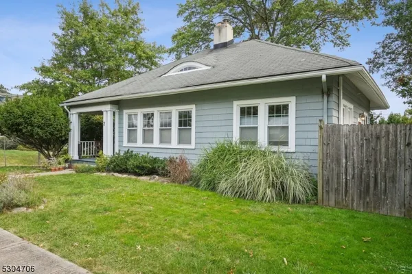 $3,600 | 2 Oxford Terrace, West Orange, NJ 07052
