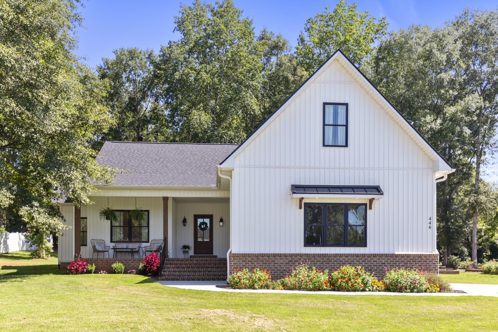 446 Twin View Drive Westminster, SC 29693 - Photo 1 of 46