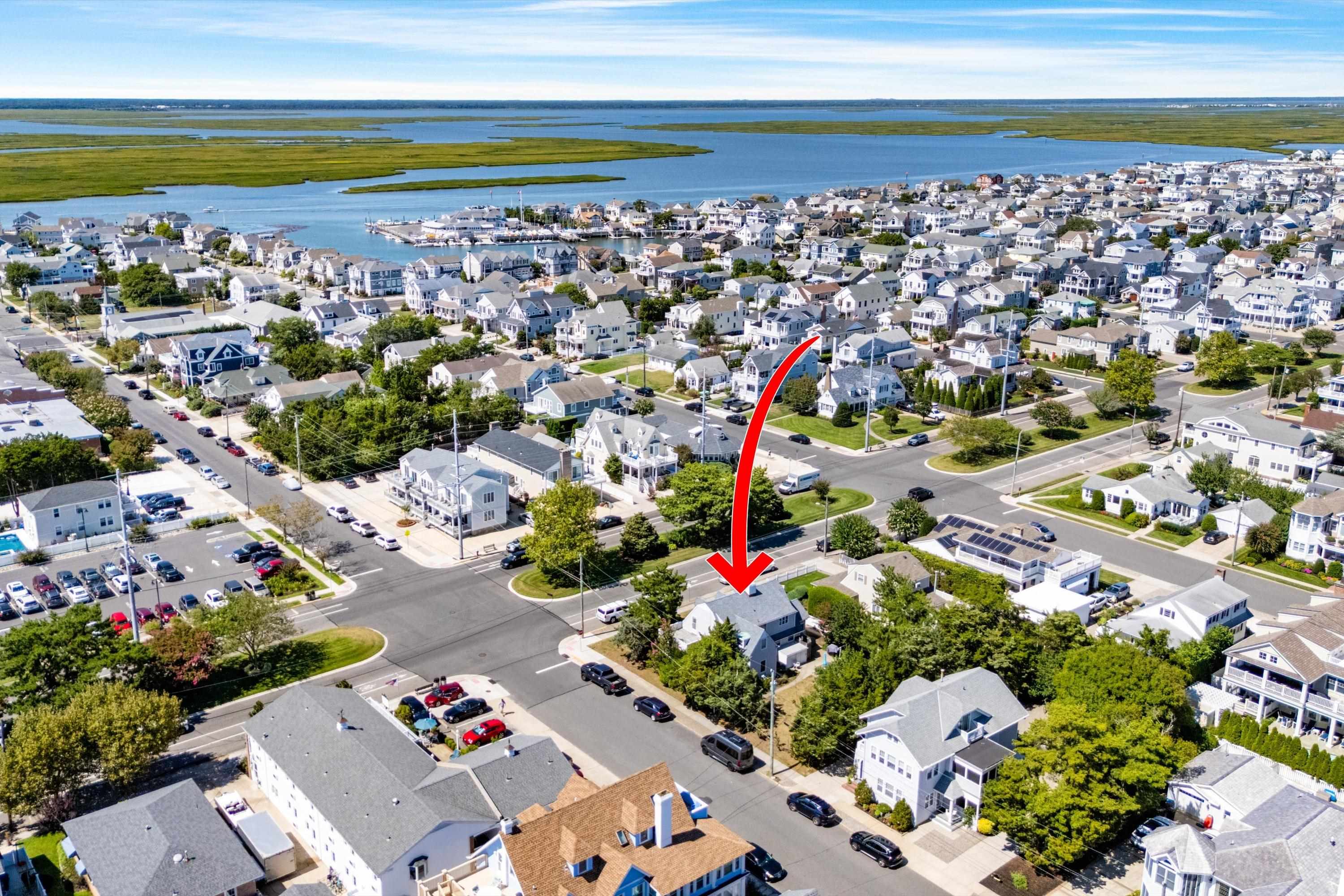 9214 2nd Avenue Stone Harbor, NJ 08247 - Photo 9 of 14 a view of a city