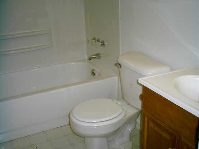 139 Hamilton Road Columbus, OH 43230 - Photo 7 of 9