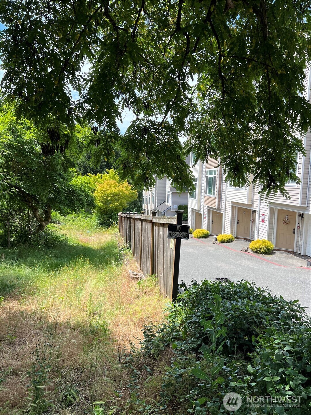 957 Aberdeen Avenue Northeast Renton, WA 98056 - Photo 11 of 11 a swimming pool with outdoor seating and yard