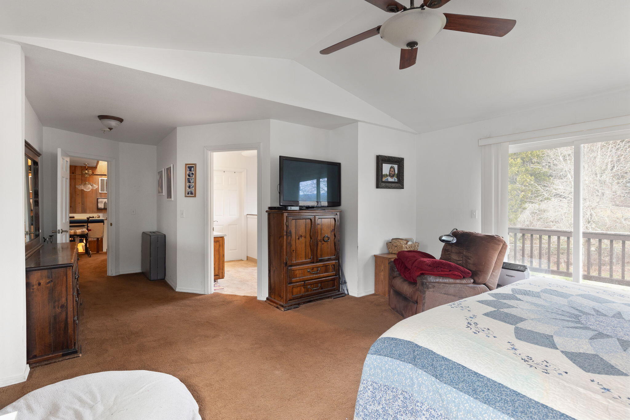 377 Fir Point Lane Glendale, OR 97442 - Photo 25 of 54 45-web-or-mls-377-fir-point-ln