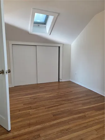 $2,400 | 32 Farewell Street, Unit 4, Newport, RI 02840