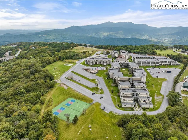 $229,000 | 301 Pinnacle Inn Road, Unit 4212, Beech Mountain, NC 28604