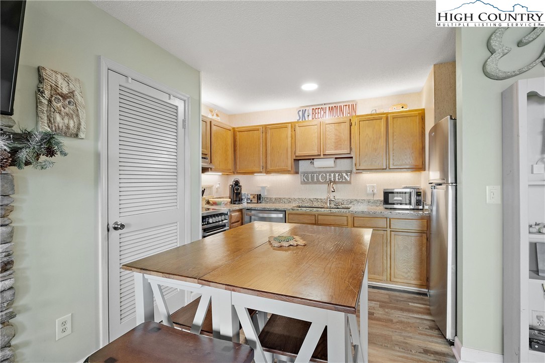 301 Pinnacle Inn Road, Unit 4212 Beech Mountain, NC 28604 - Photo 8 of 30