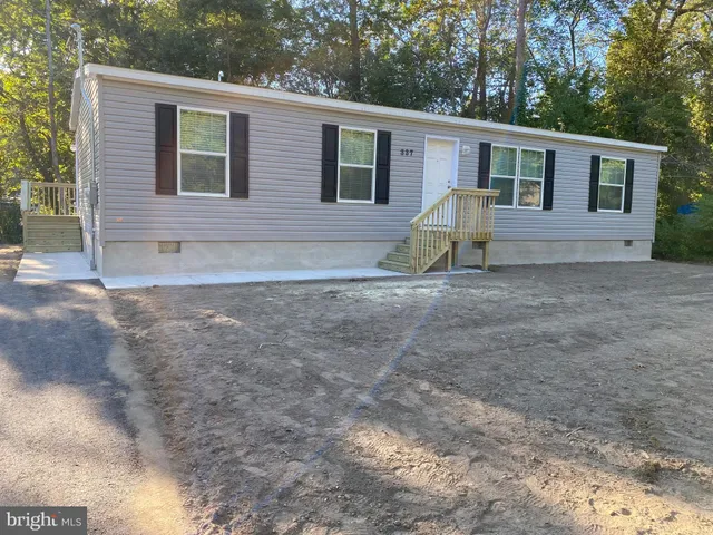 $2,400 | 337 Cherry Road, Millville, NJ 08332