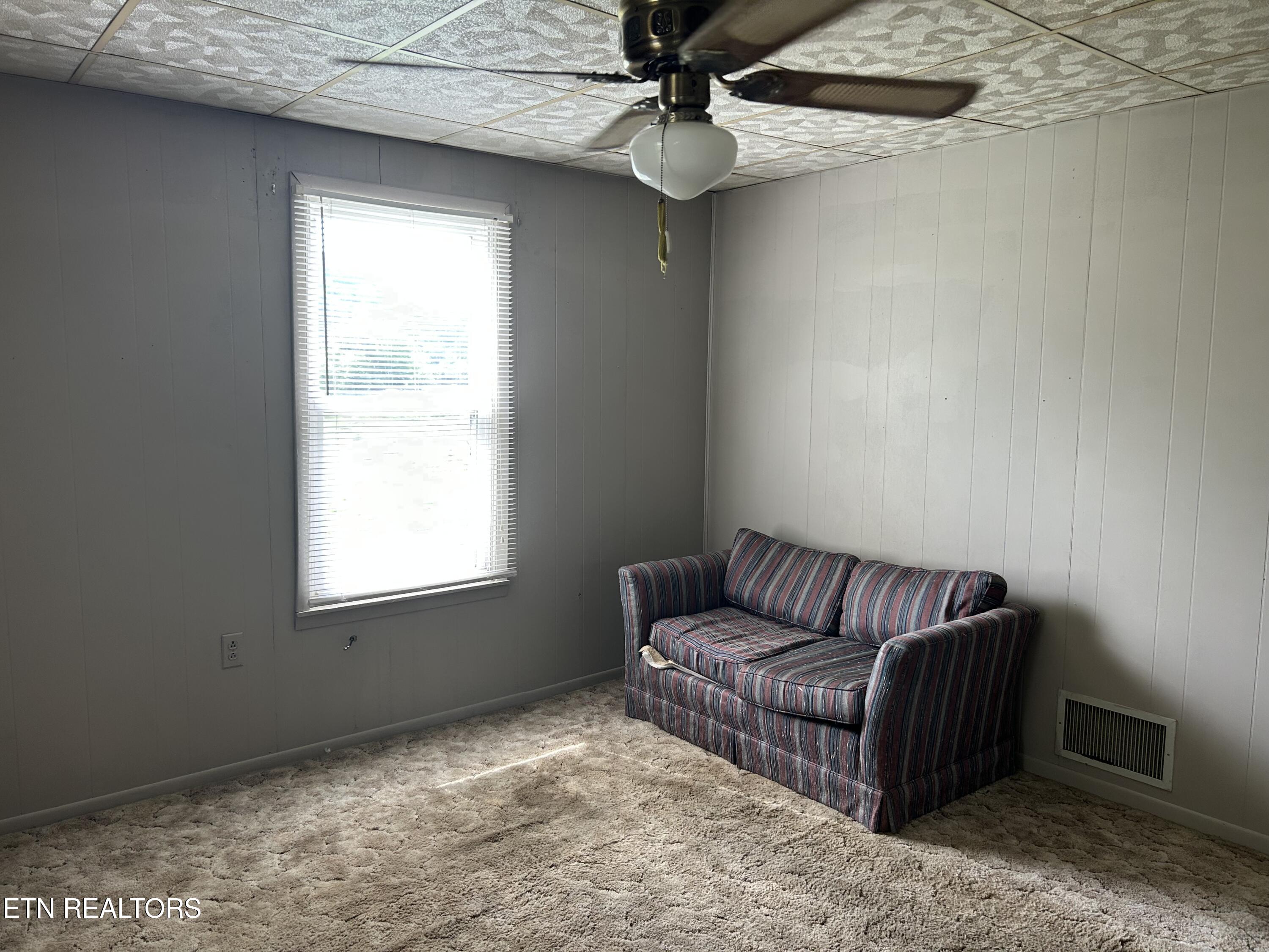3528 Highway 61 Luttrell, TN 37779 - Photo 13 of 26 IMG_3736