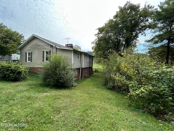 $189,900 | 3528 Highway 61, Luttrell, TN 37779