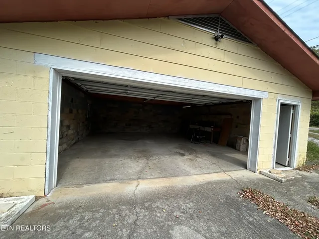 $189,900 | 3528 Highway 61, Luttrell, TN 37779