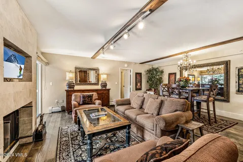$1,450,000 | 292 East Meadow Drive, Unit 329, Vail, CO 81657