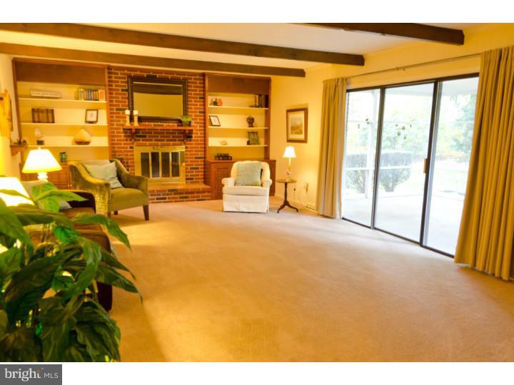 4 Edgewood Road Wilmington, DE 19803 - Photo 11 of 25 Family Room
