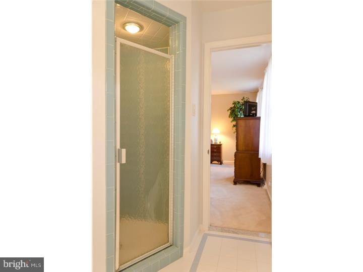 4 Edgewood Road Wilmington, DE 19803 - Photo 17 of 25 Master Bathroom