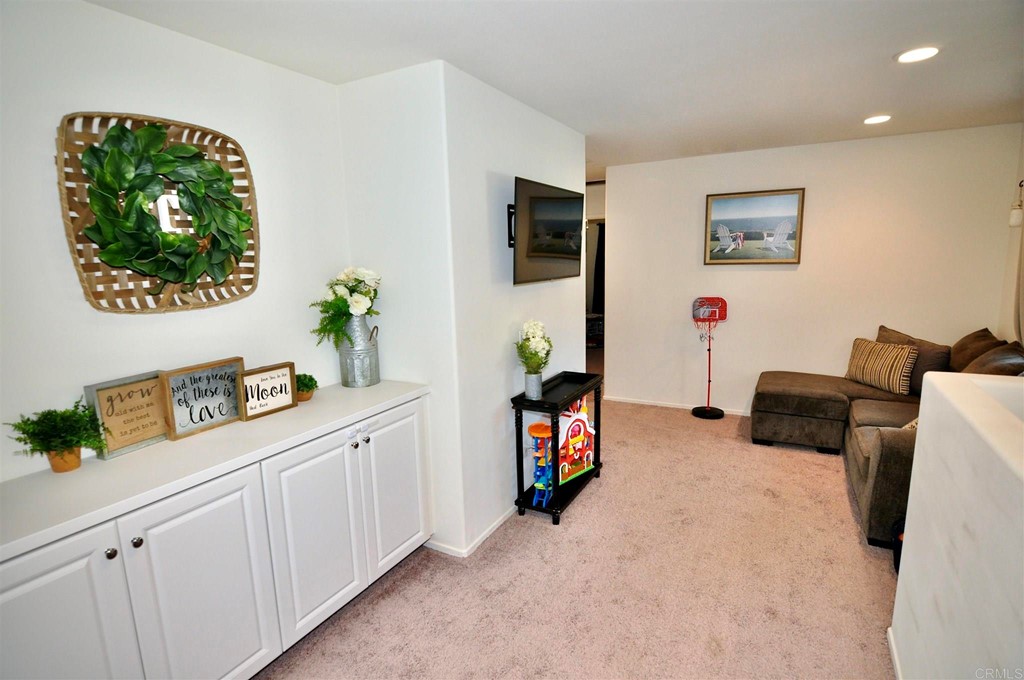 271 Dun Blazer Way Fallbrook, CA 92028 - Photo 18 of 34