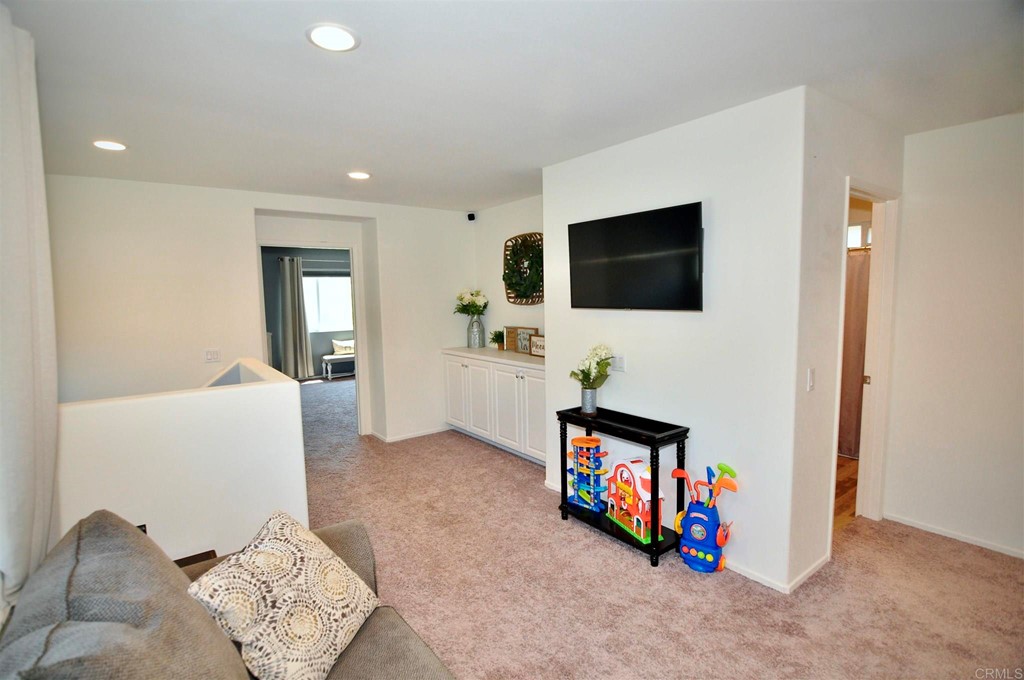 271 Dun Blazer Way Fallbrook, CA 92028 - Photo 20 of 34