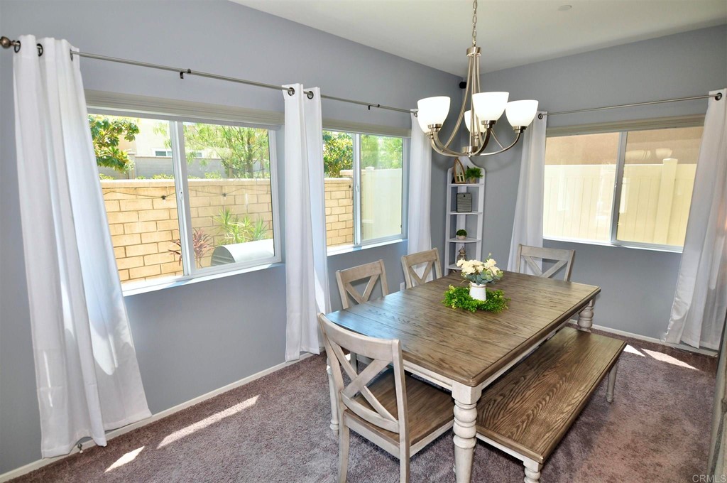 271 Dun Blazer Way Fallbrook, CA 92028 - Photo 9 of 34