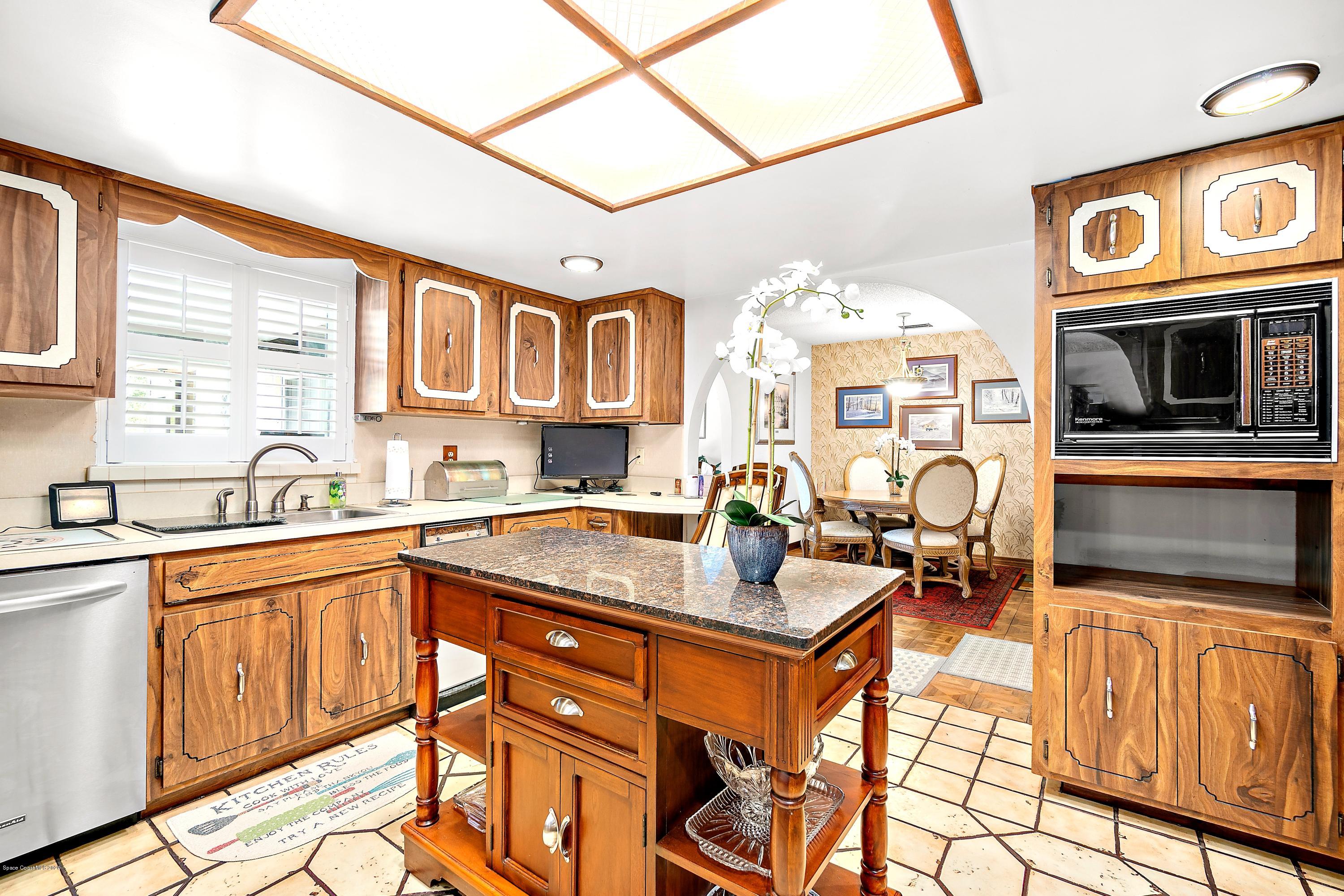 1255 Friday Road Cocoa, FL 32926 - Photo 16 of 50 Kitchen