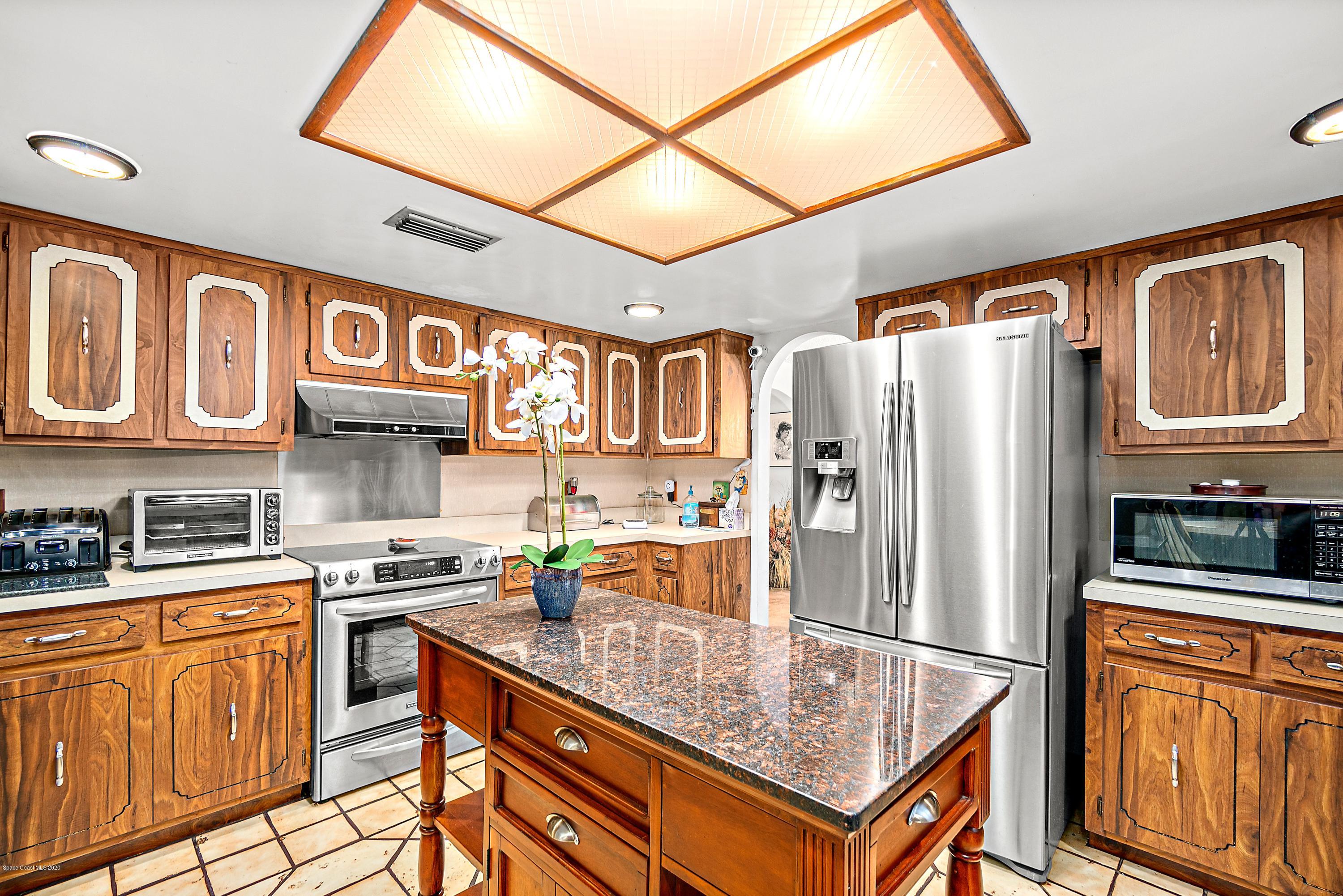 1255 Friday Road Cocoa, FL 32926 - Photo 18 of 50 Kitchen