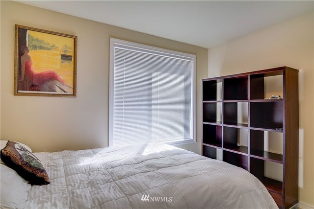 $462,500 | 3121 West Government Way, Unit 301, Seattle, WA 98199