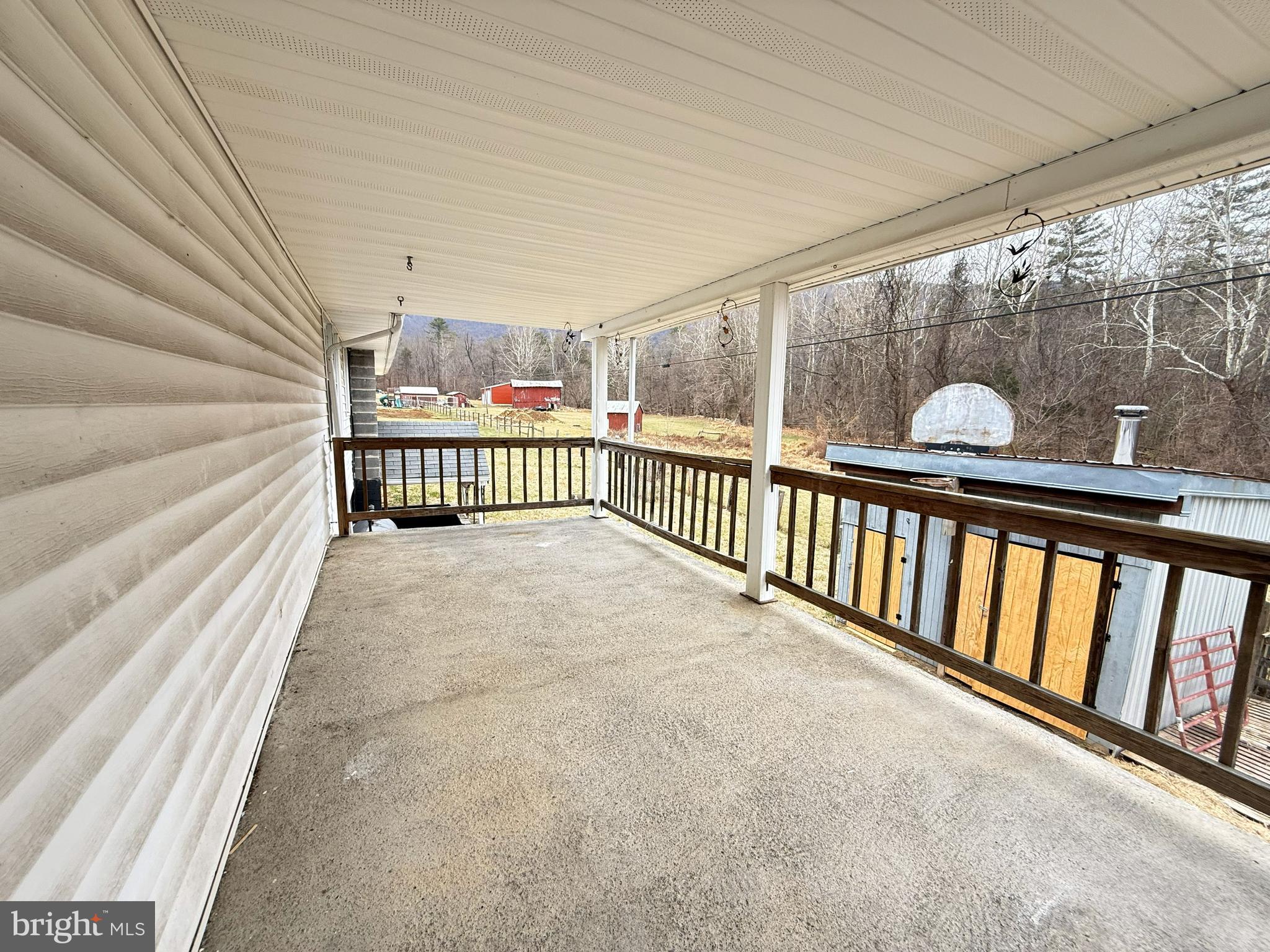 82 Broad Run Road Bentonville, VA 22610 - Photo 17 of 21 a view of a porch